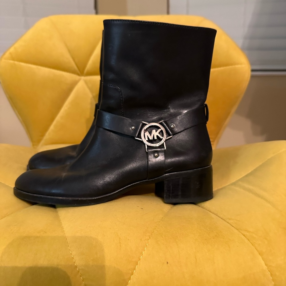 Michael Kors above the ankle boots